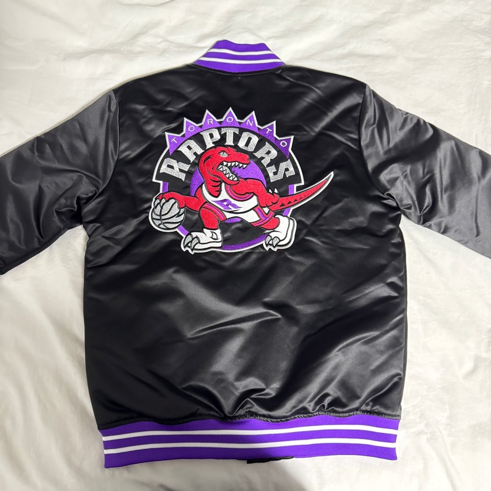 Mitchell & Ness Raptors Bomber Jacket - Picture 2 of 3
